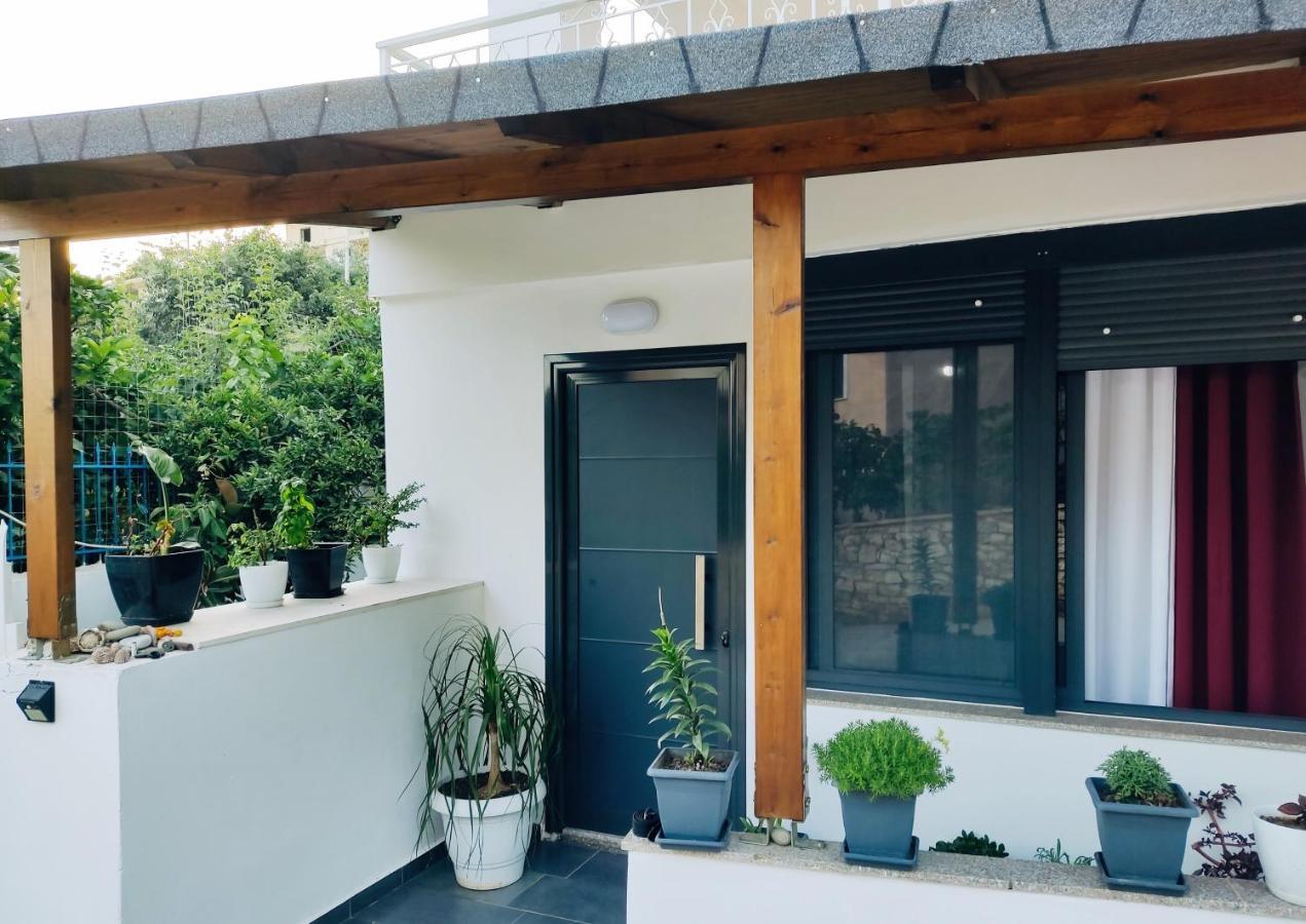 Biorn House Holiday home Sarande