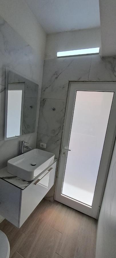 Biorn House * Sarande